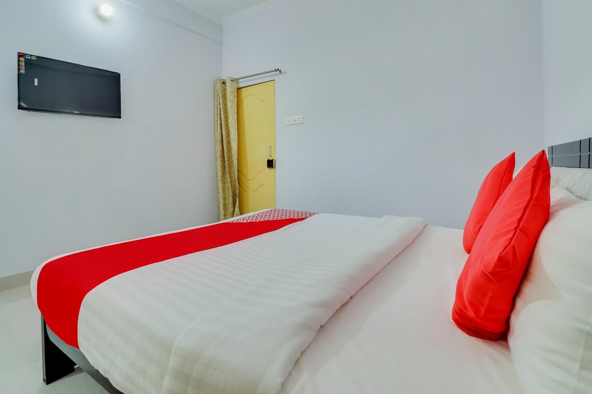 Chinhat Hotel O Vgs מראה חיצוני תמונה